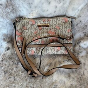 Cute Jones New York hand bag